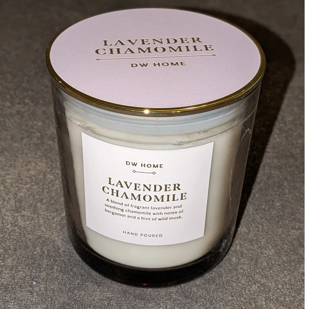 DW Home Lavender Chamomile Scented Candle 9oz Glass Jar Gold Trim Lid 5049 NEW